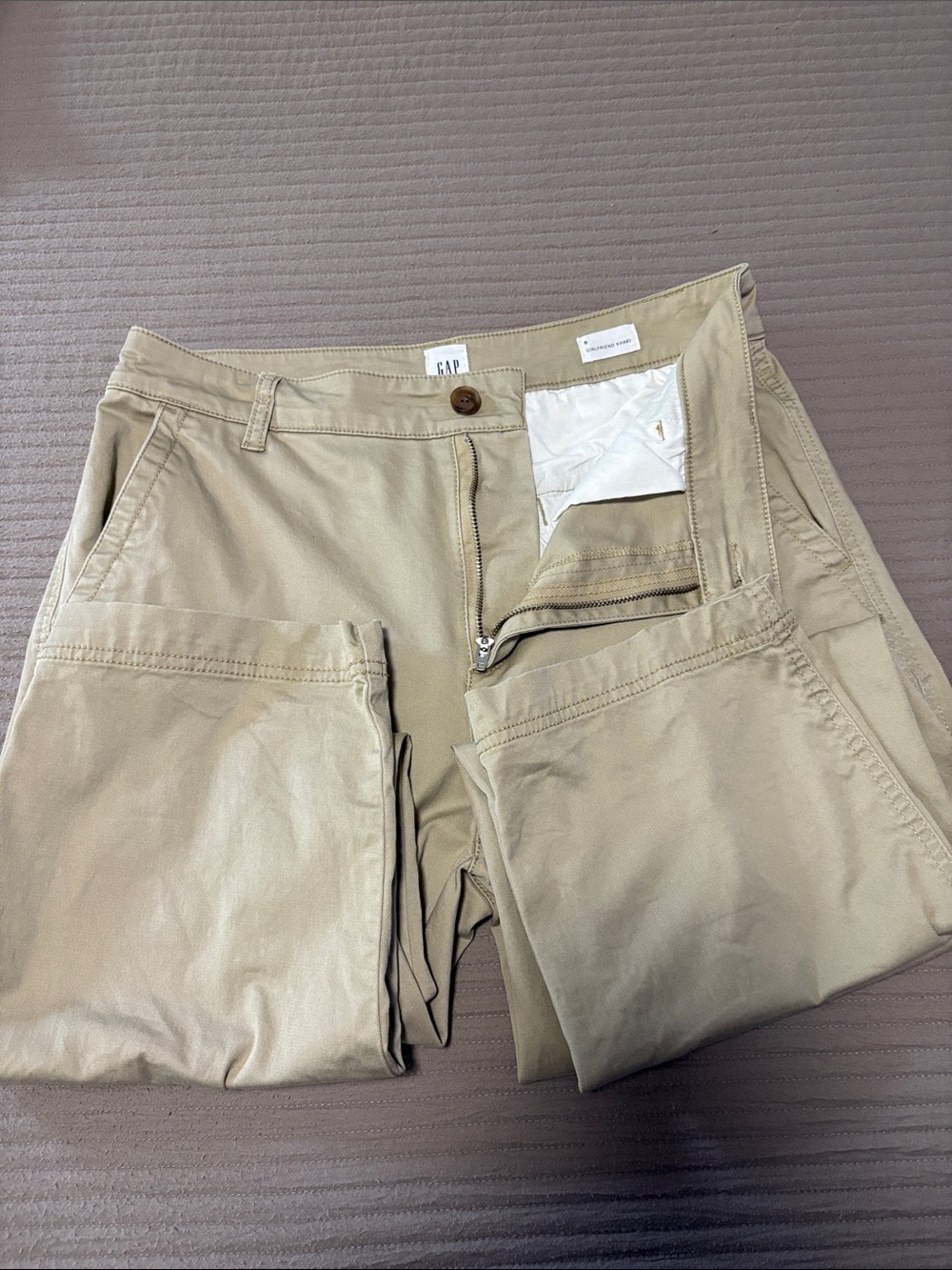 GAP Women’s Tan Chino Pants